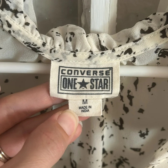 Converse All Star Ruffle sleeve Tank in Black and White Crepe XL LNC - Picture 2 of 3